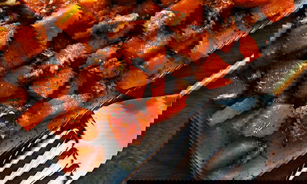 Maple Pecan Roasted Sweet Potatoes